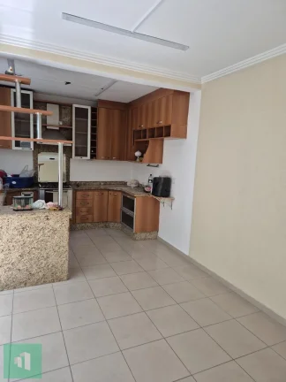 Imagem Sobrado à venda em São Bernardo do Campo, Taboão, com 3 quartos, 278m2