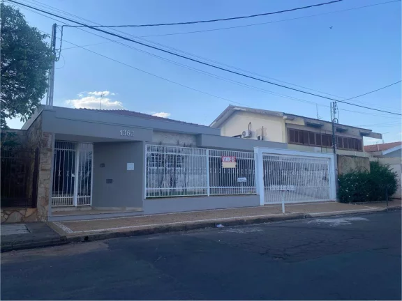 Linda casa no Comendador João Amêndola (Agudo Romão)