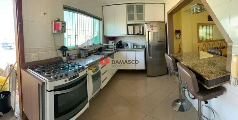 Imagem Sobrado à venda 3 Quartos, 3 Suites, 6 Vagas, 251M², Olímpico, São Caetano do Sul - SP
