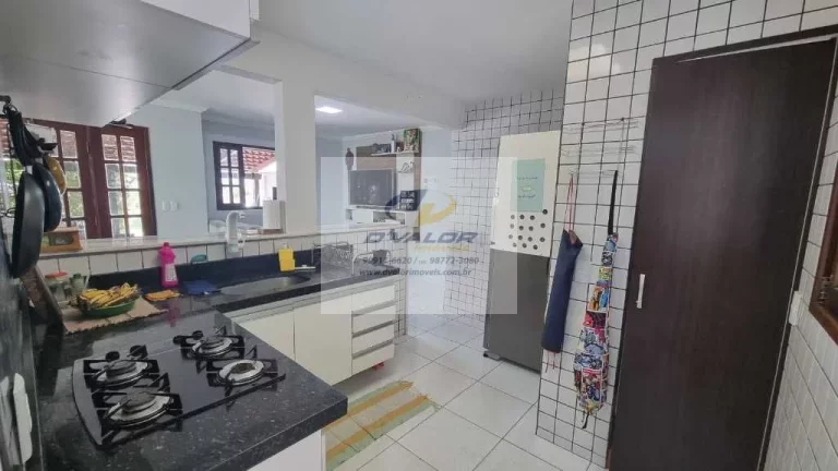 Imagem Vendo Casa, em Condomínio Fechado, com 100 m², 3 quartos s/ 1 suíte, espaço gourmet e 2 vagas
