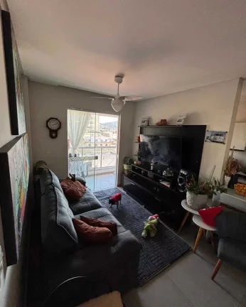 Imagem Apartamento de 2 dormitórios e 1 vaga de garagem no bairro Tabuleiro em Camboriú/SC