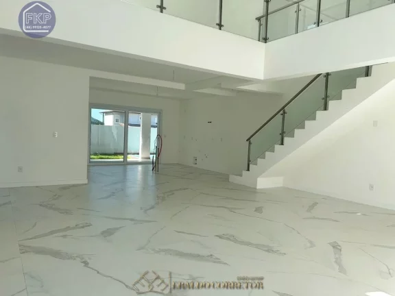 Imagem Casa Alto Padrão 4 suítes!