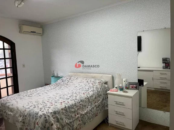Imagem Sobrado à venda 3 Quartos, 3 Suites, 4 Vagas, 355M², Osvaldo Cruz, São Caetano do Sul - SP