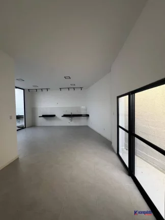 Imagem VENDO/ALUGO CASA DE 3 DORMITORIOS SENDO UMA SUITE NO CONDOMINIO HAUTE-SIM