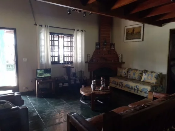 Imagem Chácara com 4 dormitórios à venda, 6024 m² por R$ 1.400.000,00 - Jardim Três Américas - Suzano/SP