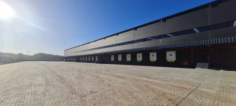 Imagem GALPAO INDUSTRIAL em ARAQUARI - SC, Corveta