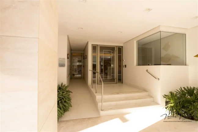 Imagem Apartamento 3 dormitórios para Venda em Balneário Camboriú / SC no bairro Centro