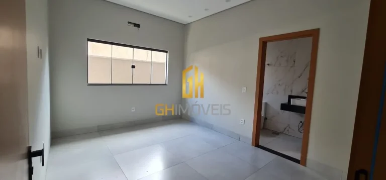 Imagem CA1591

Aceita financiamento!

- Lote com 378 m² e 221 m² de área construída;
- 3 suítes, sendo...