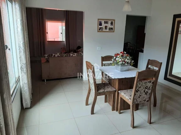 Imagem Casa com 3 dormitórios à venda, 230 m² por R$ 750.000,00 - Jardim Leonora - Itumbiara/GO