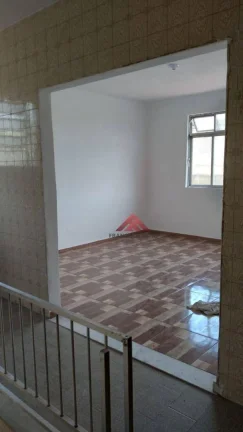 Imagem Sobrado à venda, 114 m² por R$ 370.000,00 - Mutuá - São Gonçalo/RJ