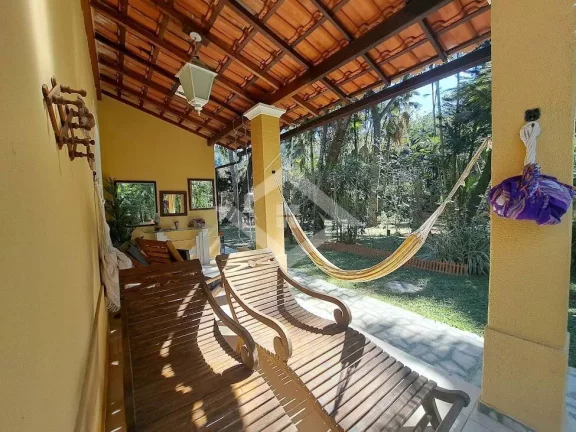 Imagem Casa Triplex Colonial - 4 suítes- 300m² - Vargem Grande