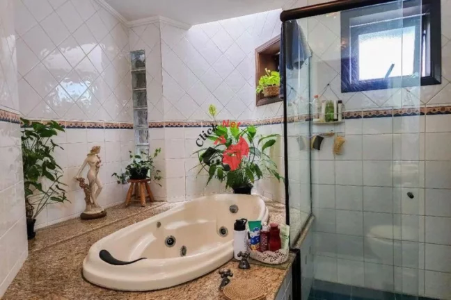 Imagem Belo Sobrado à Venda no Bairro Nova Petrópolis em São Bernado do Campo
