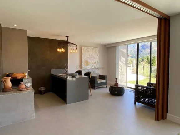 Imagem Casa em Condomínio para Venda em Teresópolis / RJ no bairro Panorama