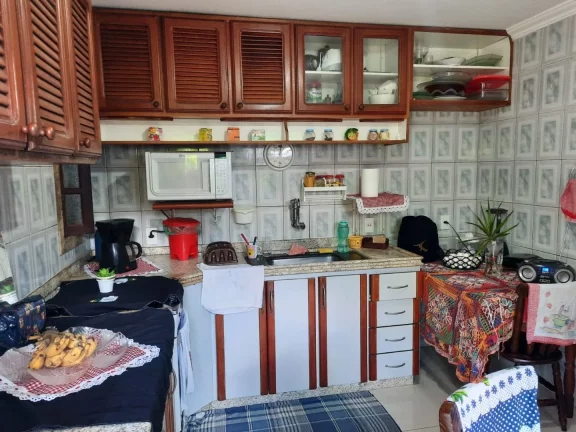 Imagem Casa com 7 dormitórios à venda, 200 m² por R$ 700.000,00 - Jardim Flamboyant - Cabo Frio/RJ