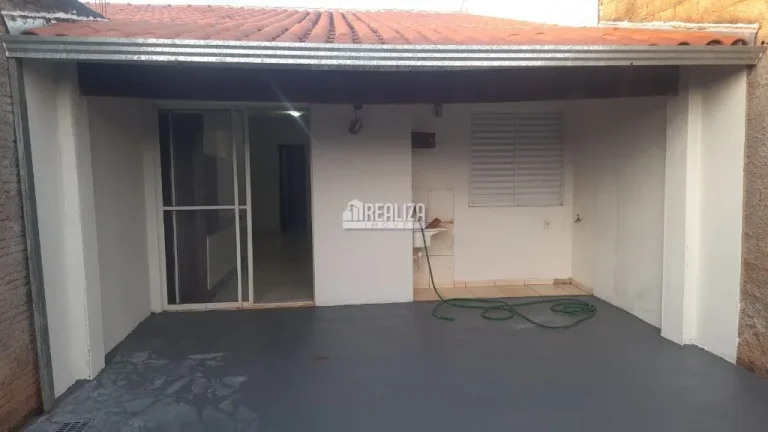 Imagem Casa à venda no Condomínio Moradas, bairro Recreio dos Bandeirantes em Uberaba