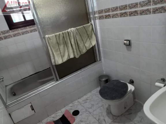 Imagem Espetacular casa à venda em Praia Grande-SP, Boqueirão: 3 quartos, 1 suíte, 1 sala, 3 banheiros, 3 vagas de garagem, 193m².