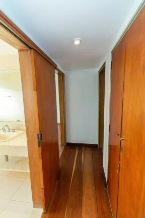 Imagem Apartamento à venda no Itaim, com 98 m² e vista deslumbrante