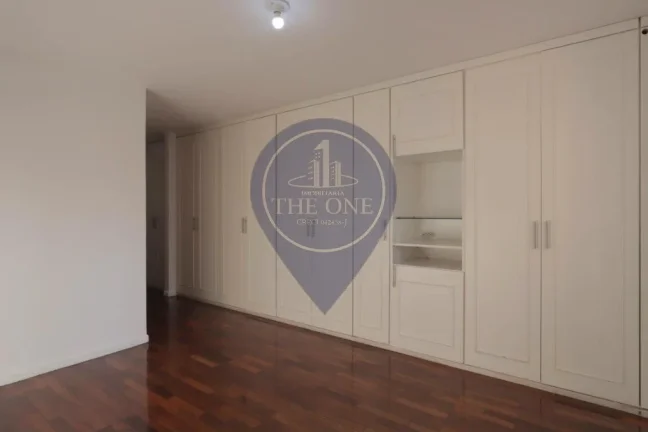 Imagem Apartamento para locação de alto padrão no Itaim Bibi, São Paulo-SP: 3 quartos, 1 suíte, 2 salas, 2 banheiros, 2 vagas, 240m².