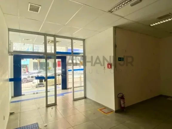 Imagem Imperdível: Casa Comercial à Venda ou Locação em São Paulo-SP, Jardim Paulista - 6 Salas, 3 Banheiros, 4 Vagas, 412m².