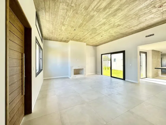 Imagem Casa em Condominio 4 Dormitórios - Bairro Arroio Teixeira