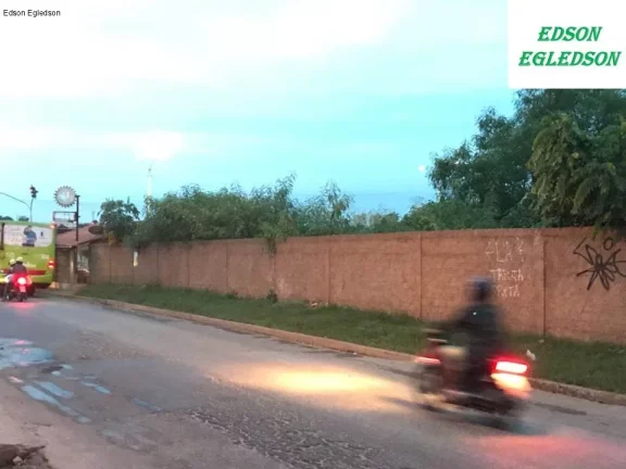 Imagem TERRENO COMERCIAL em TERESINA - PI, 3 Andares