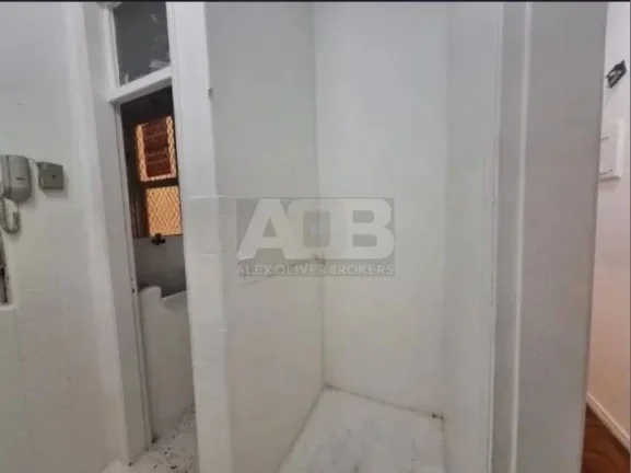 Imagem Apartamento à venda no Leme, 48m2, 2Quartos, na R. Dias Lopes.
