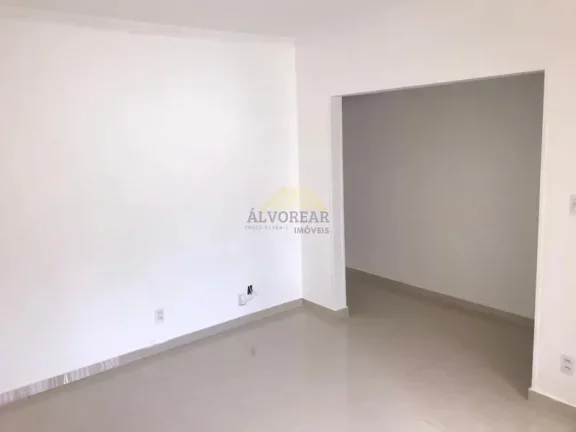 Imagem Sobrado Espaçoso à Venda na Vila Gumercindo