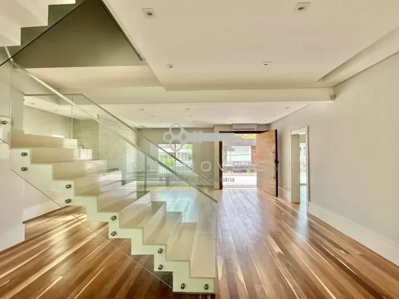 Imagem Casa Neoclássica Granja Viana: 4suítes, piscina, gourmet! Cond São Paulo II