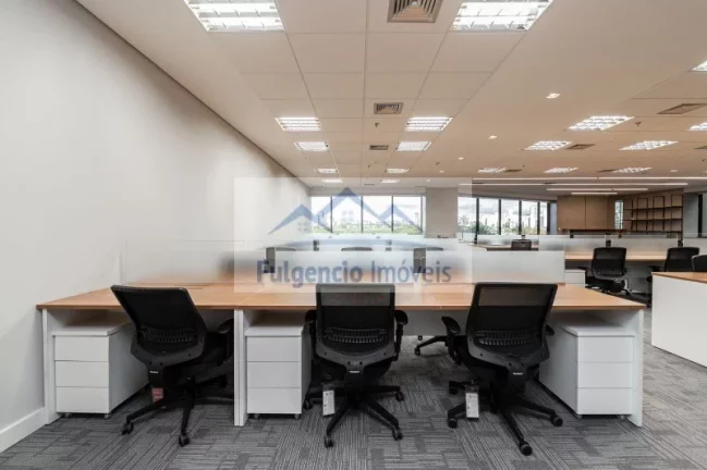 Imagem Sala Comercial de Alto Padrão na Cidade Monções: 3 salas, 15 vagas, 461m².