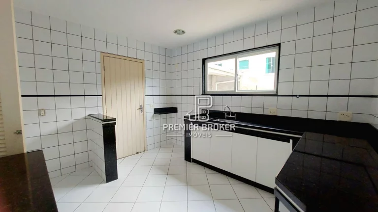 Imagem Casa à venda, 194 m² por R$ 850.000,00 - Albuquerque - Teresópolis/RJ