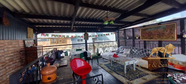 Imagem Locação de Casa com Potencial para Pousada/Guest House em Campos do Jordão