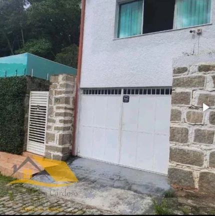 Vendo casa em Lagoinha com 4 quartos, aceita permuta na Região dos Lagos