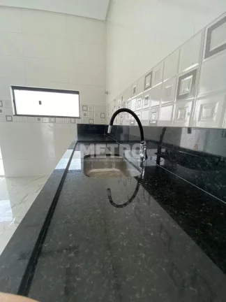 Imagem Venda, Bairro Colinas do Rio, Garagem para 3 Carros, 3 4 sendo 1 suíte closet