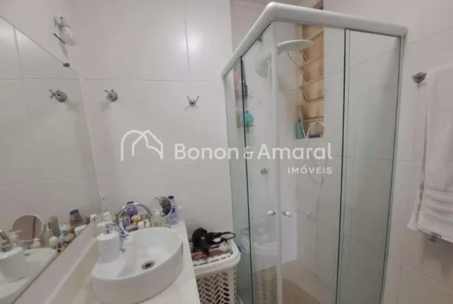 Imagem Excelente oportunidade em uma das regiÃµes mais desejadas de Campinas! Este apartamento de 3 dormitÃ...