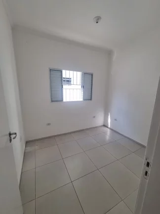 Imagem Casa a venda c/ 03 dormitórios, sendo 01 suíte - Bairro Água Branca