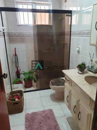 Imagem Casa com excelente terreno à venda em bairro residencial