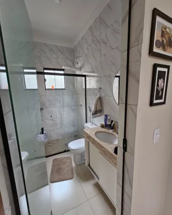 Imagem Linda Casa De Esquina No Ravena