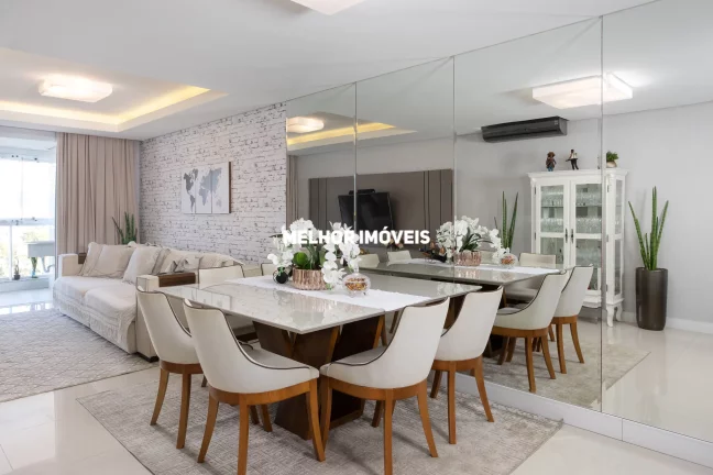 Imagem Apartamento à venda no Amores da Brava Club House na Praia Brava em Itajaí