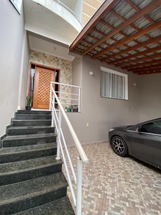 Imagem Charmosa Casa à Venda no Bairro Village, Tatuí, SP!