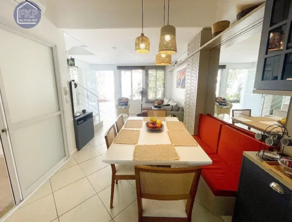 Casa Geminada Duplex!