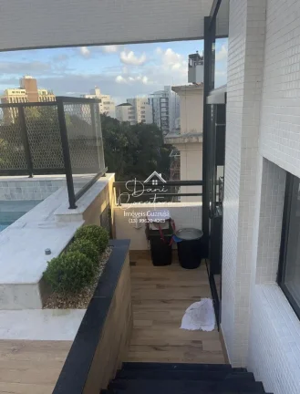 Imagem Magnífica cobertura de 3 quartos à venda no Morro do Maluf em Guarujá-SP: 3 suítes, 2 salas, 4 banheiros, 2 vagas e 200m² de área!
