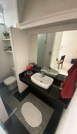 Imagem Sobrado à venda 3 Quartos, 3 Suites, 4 Vagas, 347M², Campestre, Santo André - SP