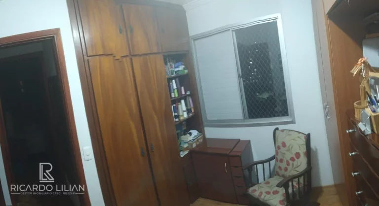 Imagem "Apartamento de 3 dormitórios com sacada, duas vagas de garagem e lazer em ótima localização"