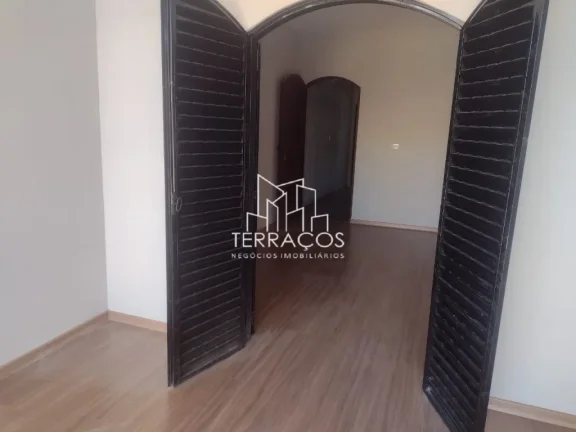 Imagem CONFORTÁVEL CASA COM DOIS DORMITÓRIOS - JARDIM BERTIOGA - VÁRZEA PAULISTA