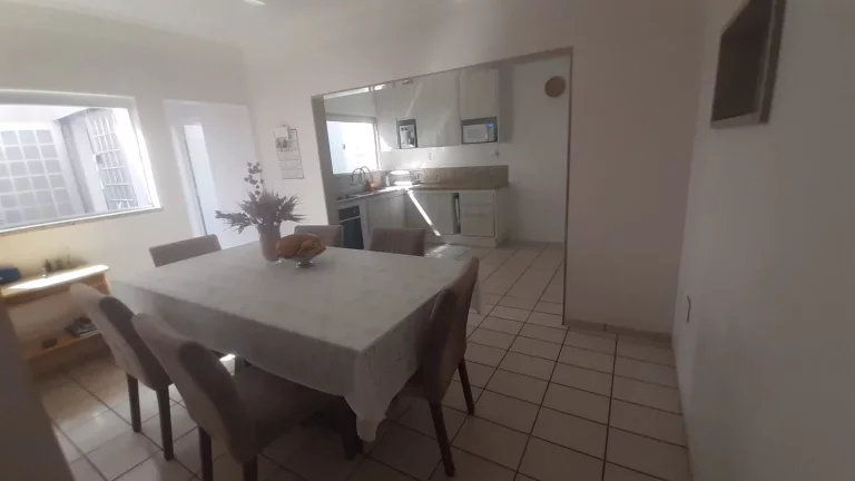 Imagem CASA A VENDA - 2 DORM. COM 1 SUÍTE - JARDIM ITATIAIA - CAMPINAS