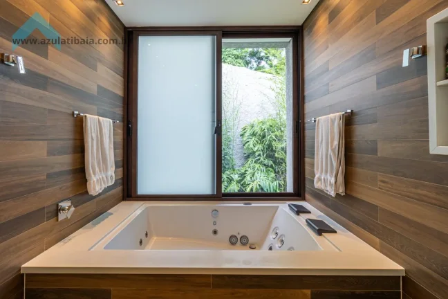 Imagem Casa Térrea de Luxo no Flamboyant  Vista Pedra Grande