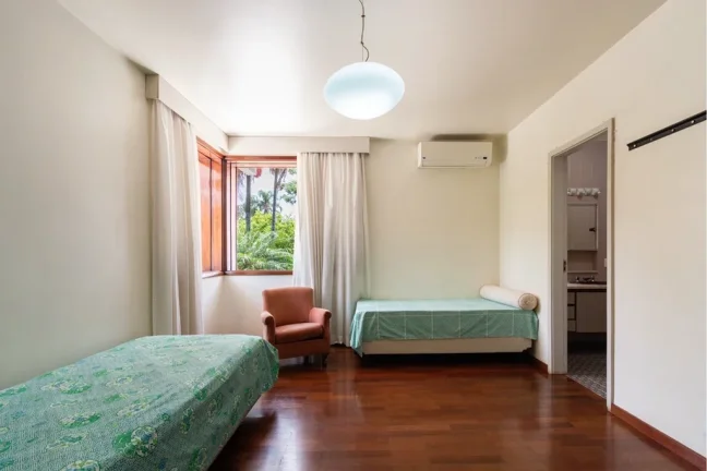 Imagem CASA RESIDENCIAL em São Paulo - SP, Pacaembu