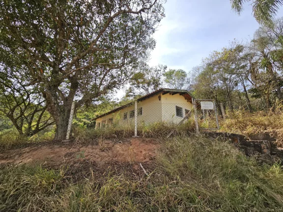 Imagem Chácara à venda com 2 quartos em Estância Santa Maria do Laranjal, Atibaia - SP