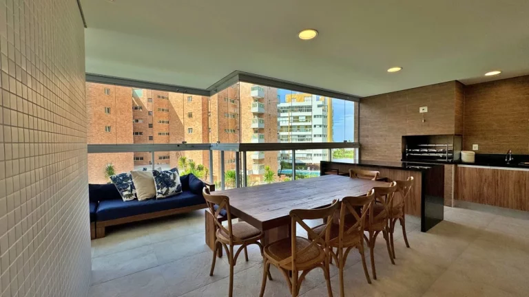 Imagem Apartamento pé na areia à venda na Riviera de São Lourenço Módulo 07: 3 quartos, 3 suítes, 3 salas, 3 vagas de garagem - 161,85m².