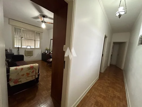 Imagem Casa Sobreposta Alta com 03 dormitórios em Santos
